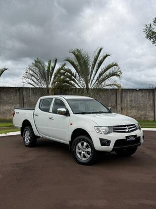 MITSUBISHI L200 TRITON 3.2 GL 4X4 CD 16V TURBO INTERCOLER DIESEL 4P MANUAL